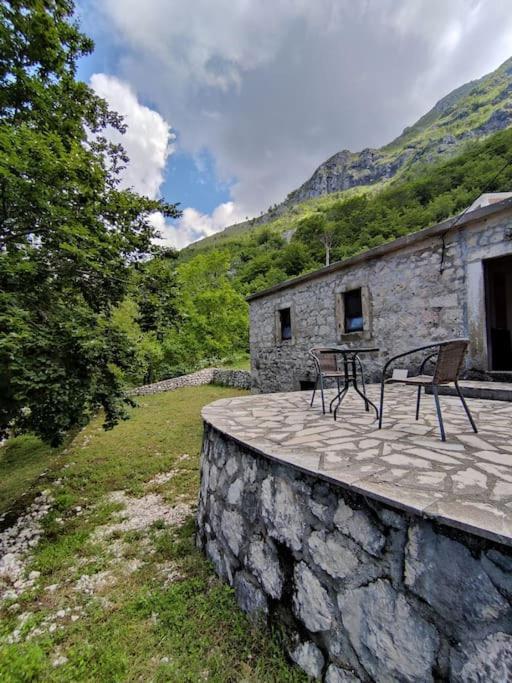 Nature Escape Montenegro Kotor Bagian luar foto